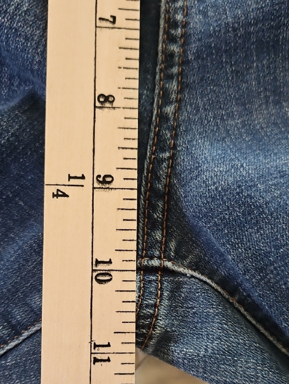 Chicos So Slimming Girlfriend Straight Leg Jeans  Size 12P - Picture 4 of 7